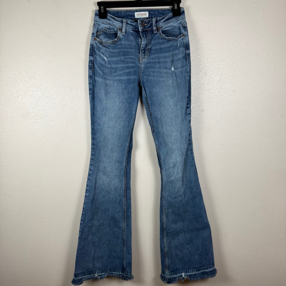 Shyanne Womens Mid Rise Flare Jeans Medium Wash Distressed Raw Hem 26W x 34L